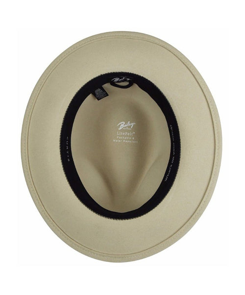 Bailey Hoed Curtis | Bruin