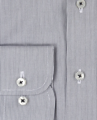 Gestreiftes Hemd mit halbgespreiztem Kragen | Blau