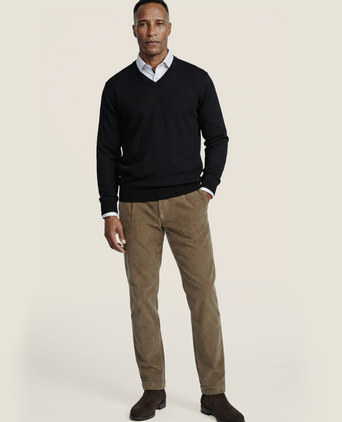 Merinowollpullover mit V-Ausschnitt | Schwarz