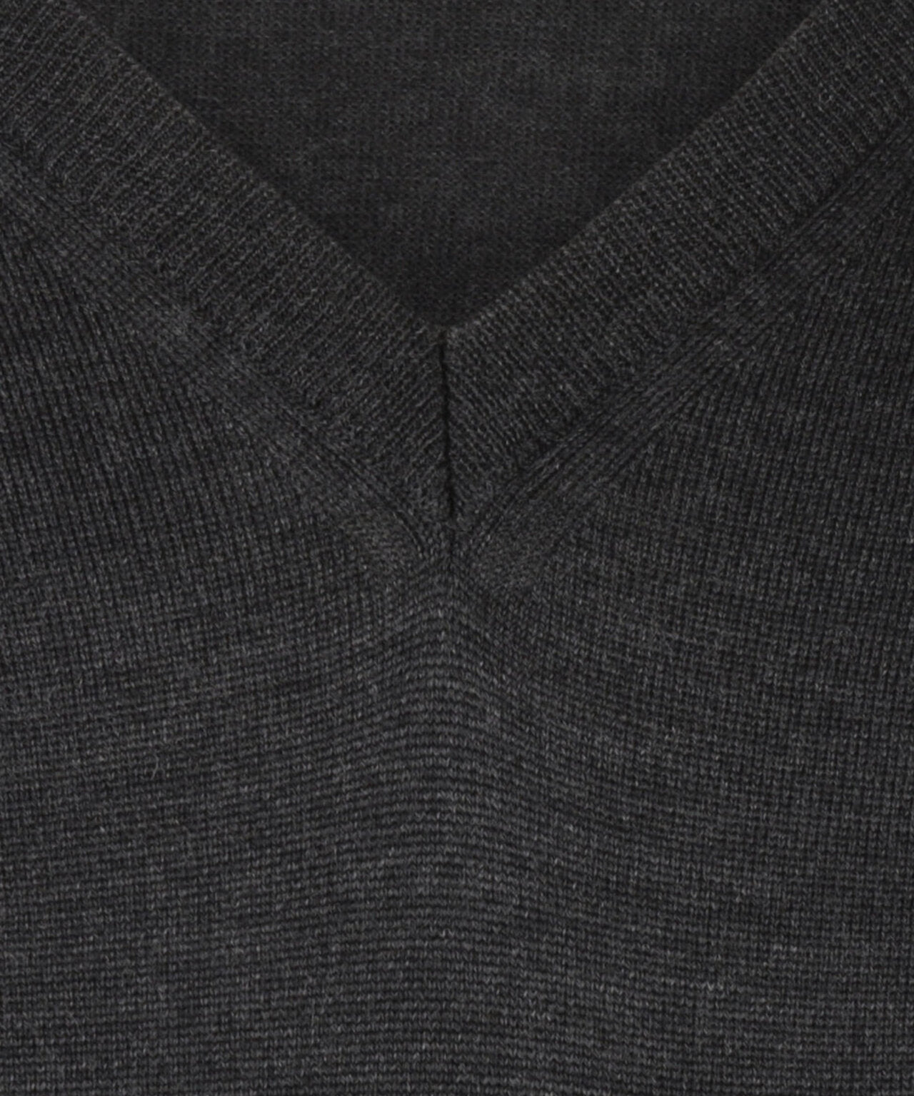 Pullover merino wool v-neck | Charcoal