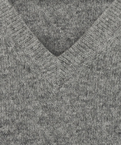 Classic Lambswool v-neck sweater | Grey