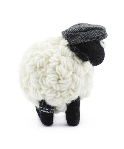Gestricktes Schaf mit Mütze | Design