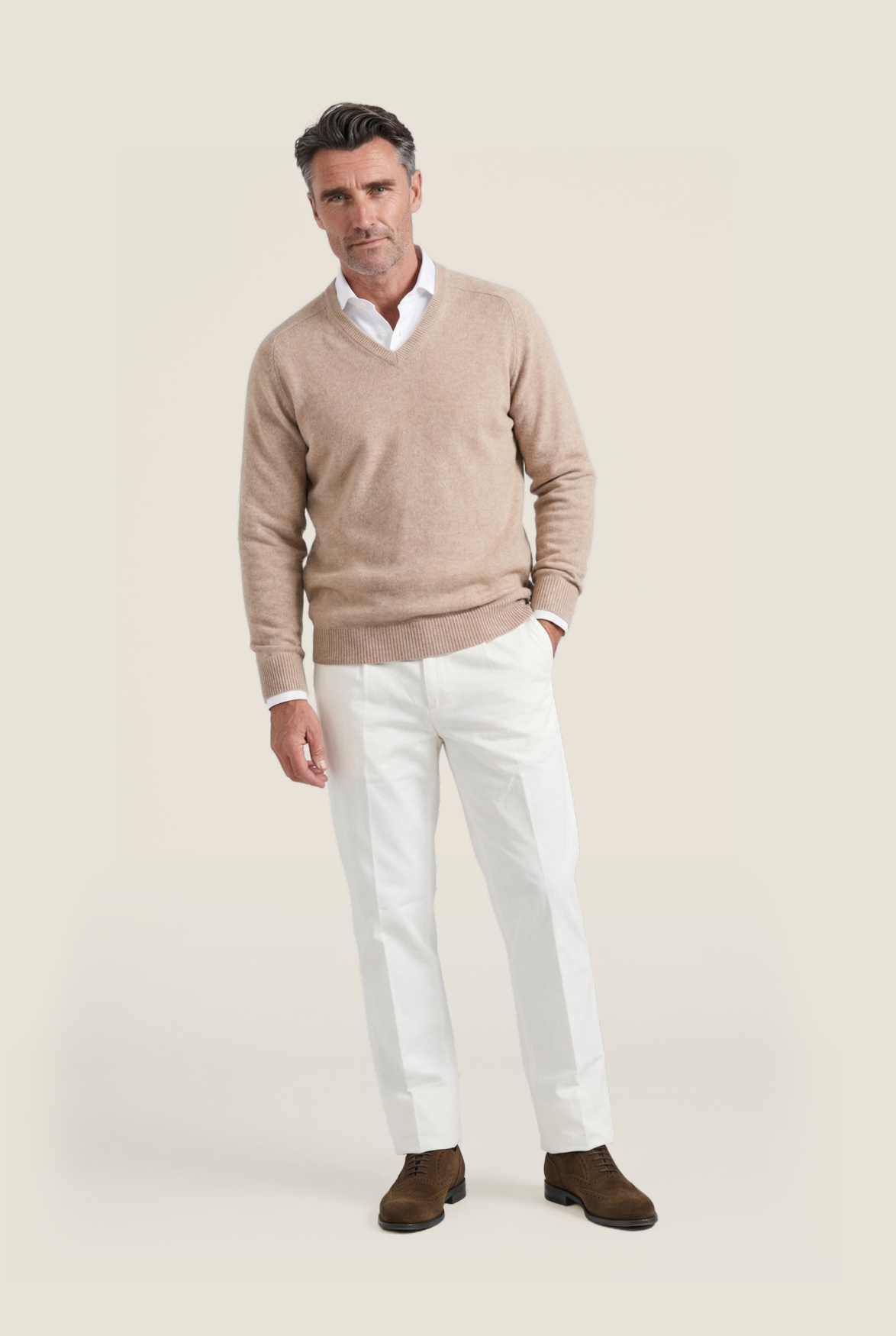 Classic Lambswool v-neck sweater | Brown